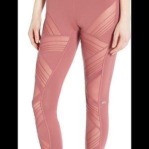 Alo Leggings